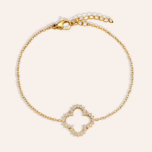 Elegantes Lucky Clover Armband mit einem klassischen Kleeblatt-Design – ideal für jedes Outfit.