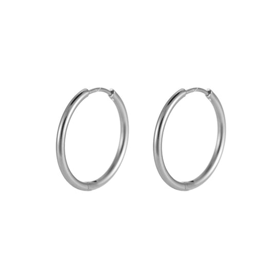 Fine Hoop Ohrringe – Zeitlose Ohrringe im minimalistischen Hoop-Design für einen modernen Stil