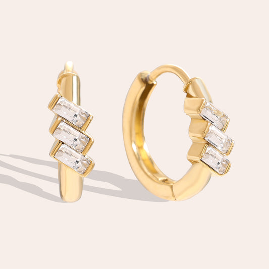 Slanted Cubes Ohrringe – Stilvolles Schmuckstück für trendbewusste Looks