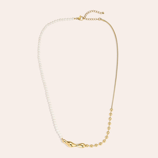 Smile Halskette – Modernes Schmuckstück für zeitlose Eleganz
