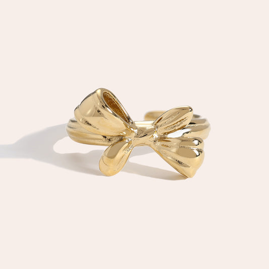 Classic Bowtie Ring – Schlichter Ring mit einem klassischen Schleifen-Motiv für einen femininen Touch