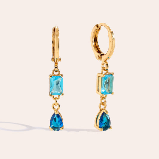 Blue Line Ohrringe – Schlichte Ohrringe mit Blau für einen stilvollen Auftritt