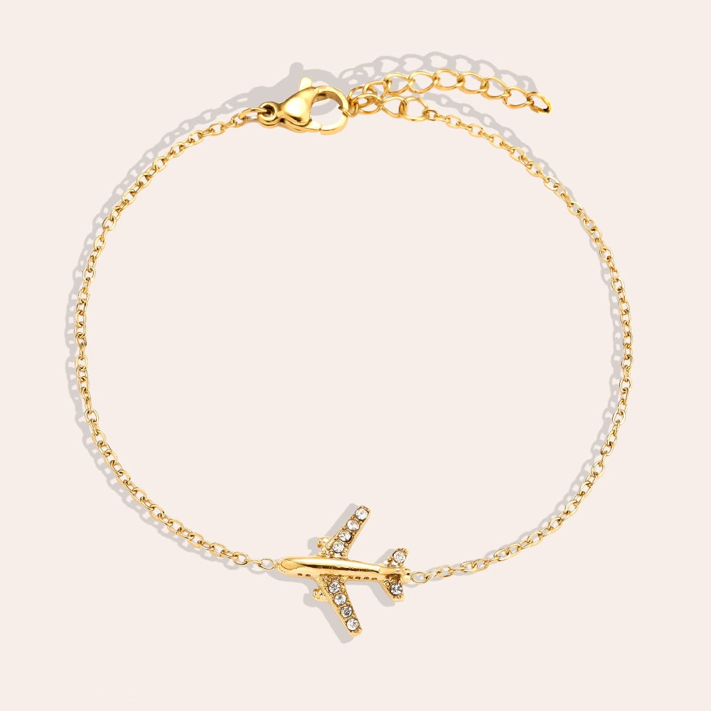 Armband mit Flugzeug-Anhänger – perfekter Schmuck für Fernweh und Abenteuerlust