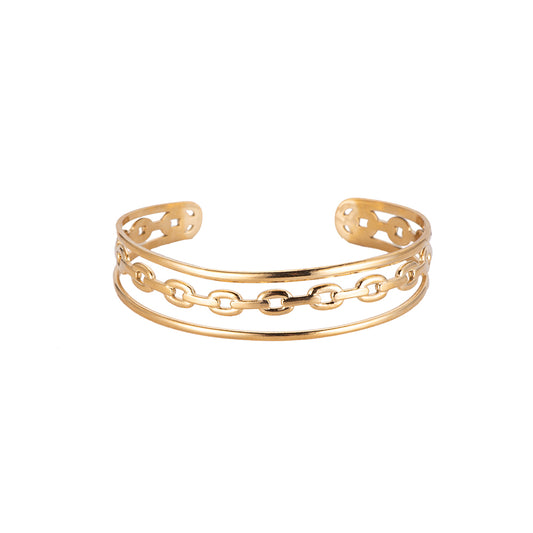 Eleganter Classic Chain Armreifen im minimalistischen Kettenstil für einen stilvollen Akzent.