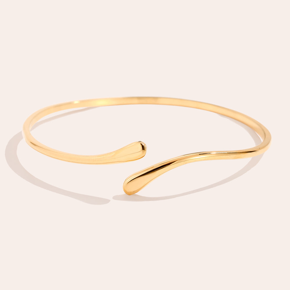 Stylische Two Snakes Armreifen – Schmuck mit raffiniertem Schlangen-Motiv