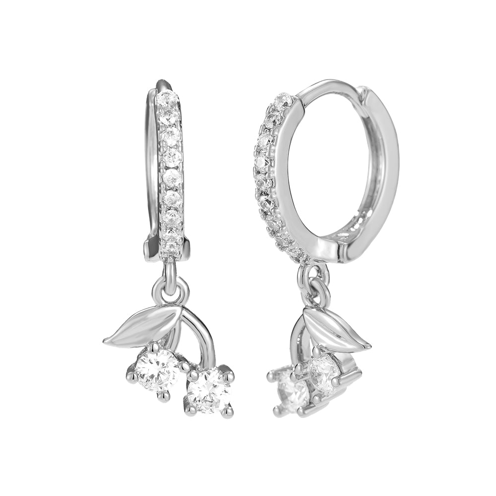 Elegante Charm Cherry Ohrringe – ein modisches Accessoire für jeden Anlass.