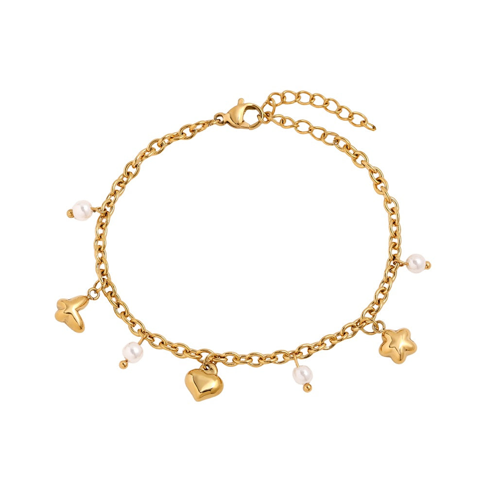 Charms & Pearl Armband – Elegantes Design mit Perlen und Anhängern