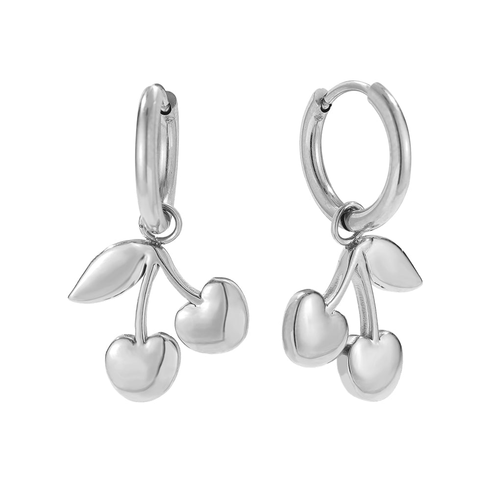 Elegante Cherry Ohrringe – ein charmantes Accessoire für jeden Anlass.