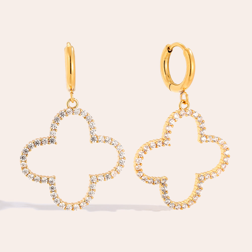 Stylische Clover Ohrringe im Kleeblatt-Design – filigraner Schmuck für deinen Look