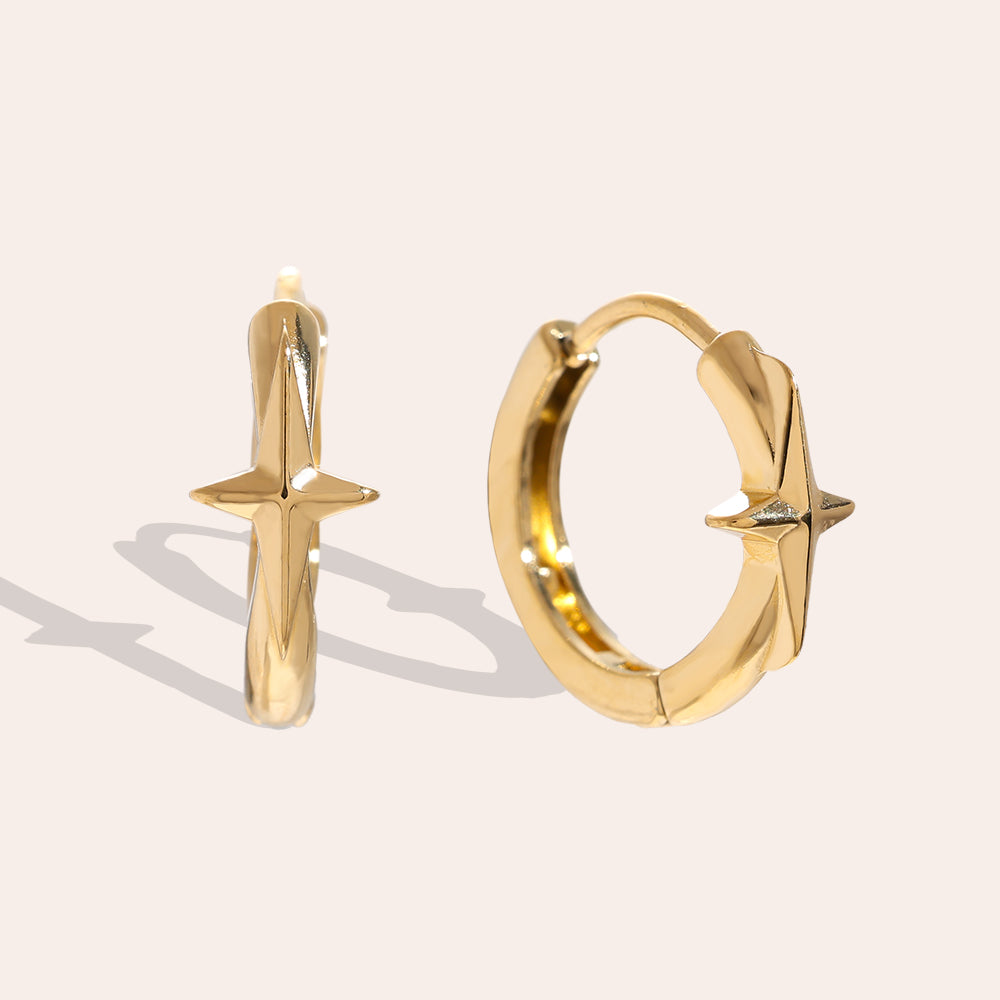 Decent Star Ohrringe – Schlichte Ohrringe mit einem feinen Stern für einen charmanten Auftritt