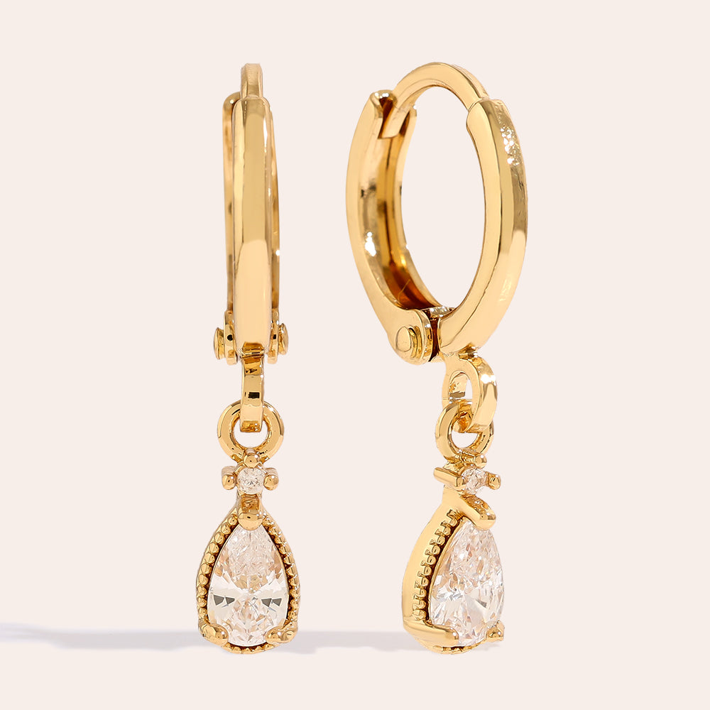 Hängende Ohrringe in Tropfenform für modernen Look