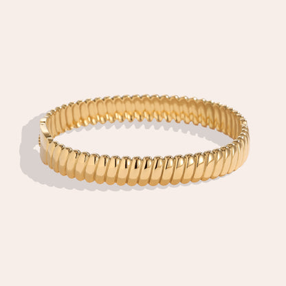 moderner Modern Chic Armreifen – zeitloses Accessoire für Alltag und besondere Anlässe