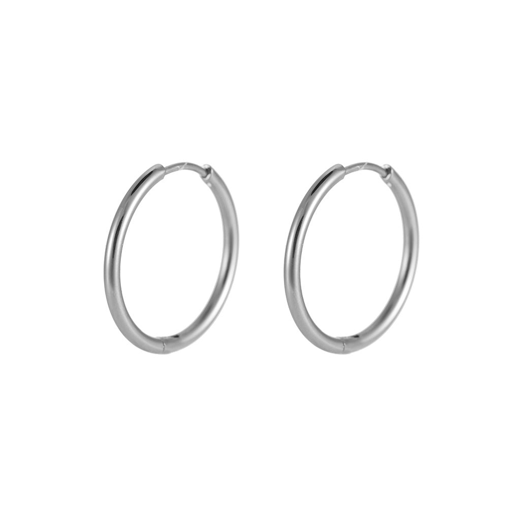 Fine Hoop Ohrringe – Zeitlose Ohrringe im minimalistischen Hoop-Design für einen modernen Stil