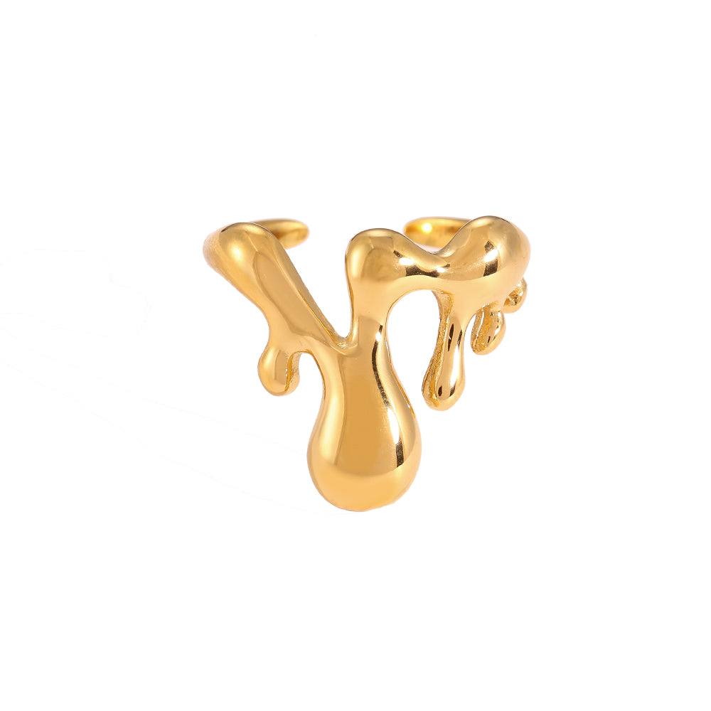 Flowing Ring – Stilvolles Accessoire fuer trendbewusste Outfits
