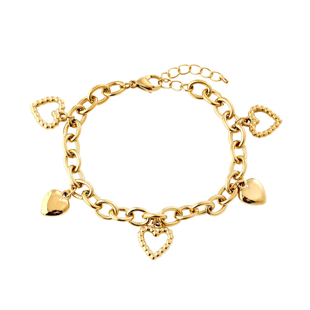 Elegantes Heart Charms Armband – stilvolles Design mit Herzanhängern für jeden Anlass.