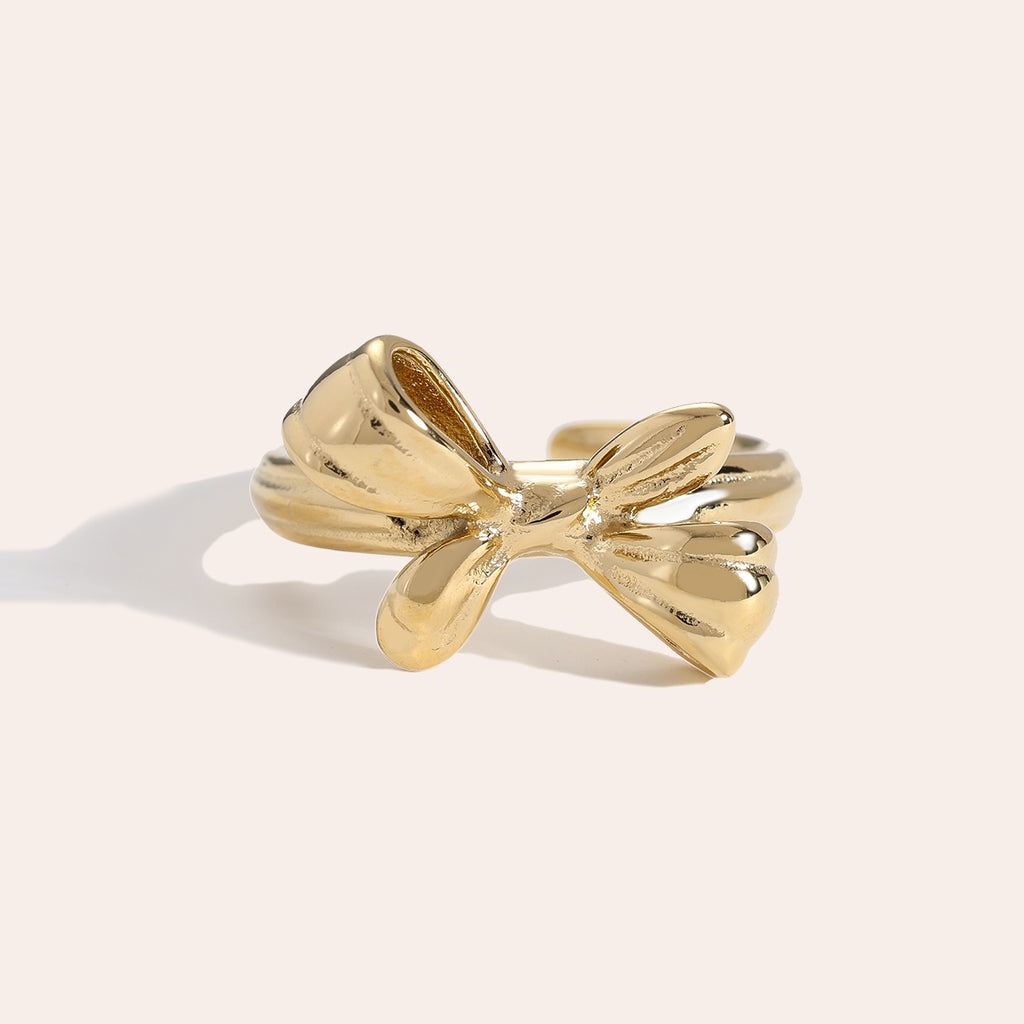 Classic Bowtie Ring – Schlichter Ring mit einem klassischen Schleifen-Motiv für einen femininen Touch
