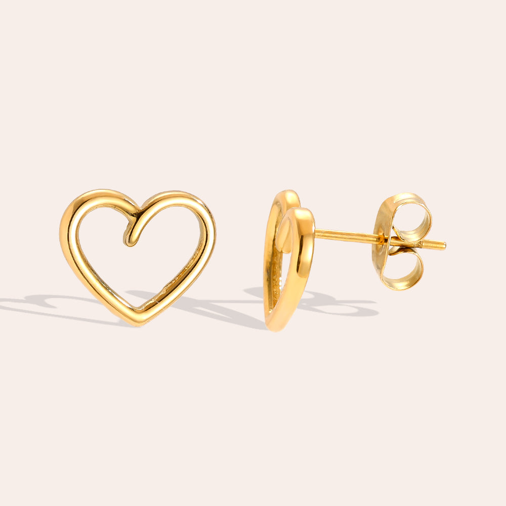 Filigrane Herz Ohrstecker – perfektes Accessoire für jeden Anlass