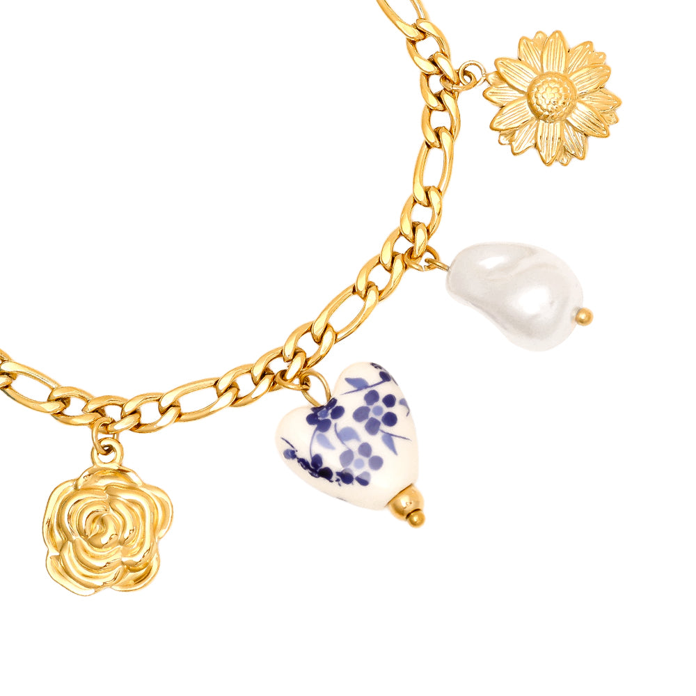 Modisches Charms Armband als Schmuckaccessoire