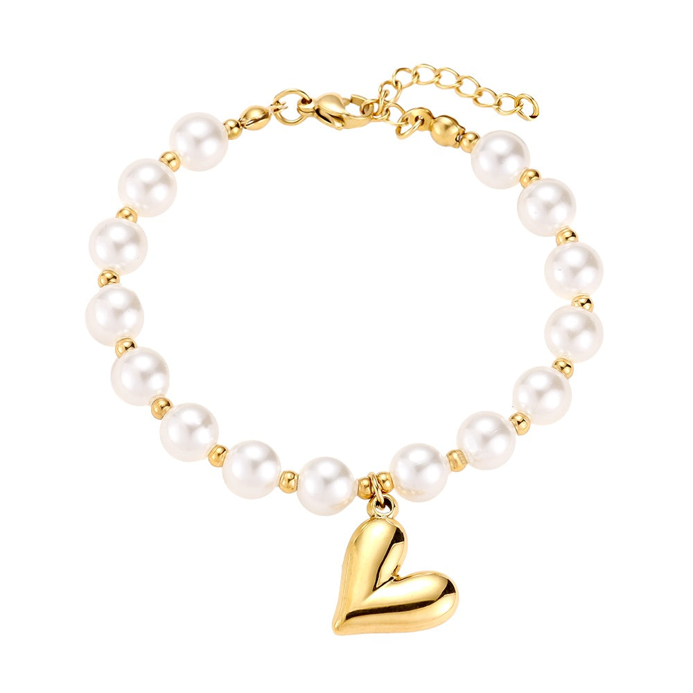 Pearls Armband – Elegantes Schmuckstück mit Perlen und Herzanhänger