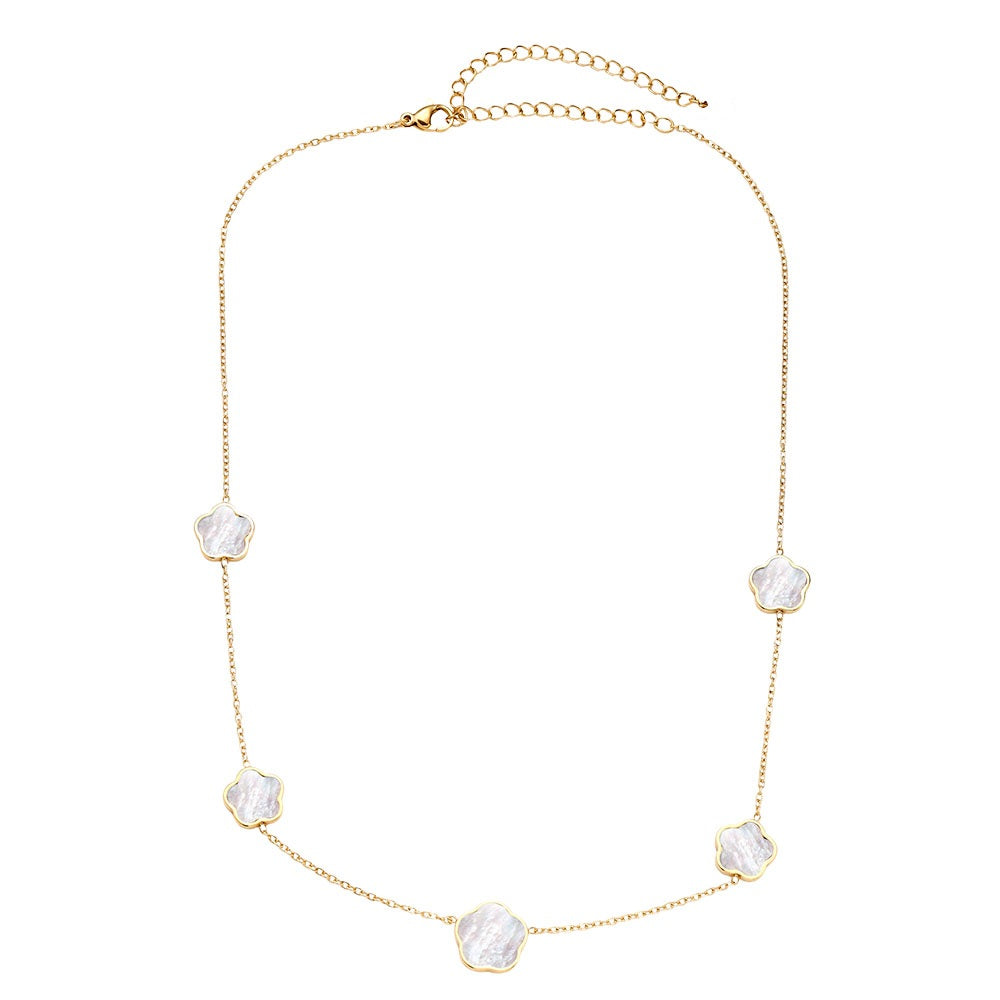 Feine Shell Flowers Halskette mit filigranen Blumenanhängern für einen femininen Look