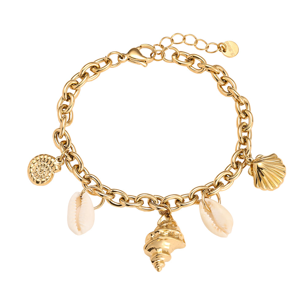 Shells Love Armband mit Muscheldetails – das perfekte Accessoire für einen natürlichen Look.