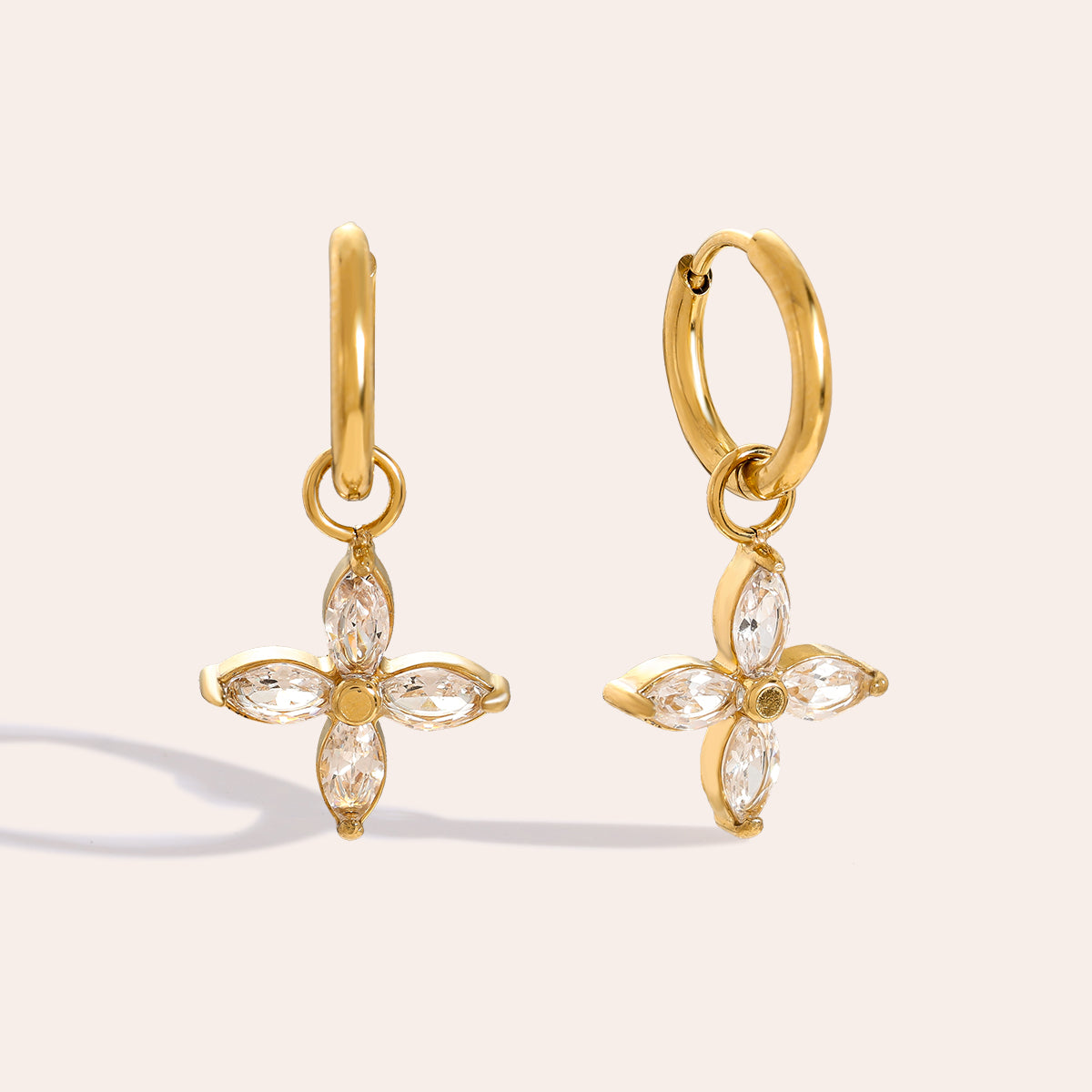 Sweet Four Ohrringe – Stilvolles Accessoire für besondere Anlässe